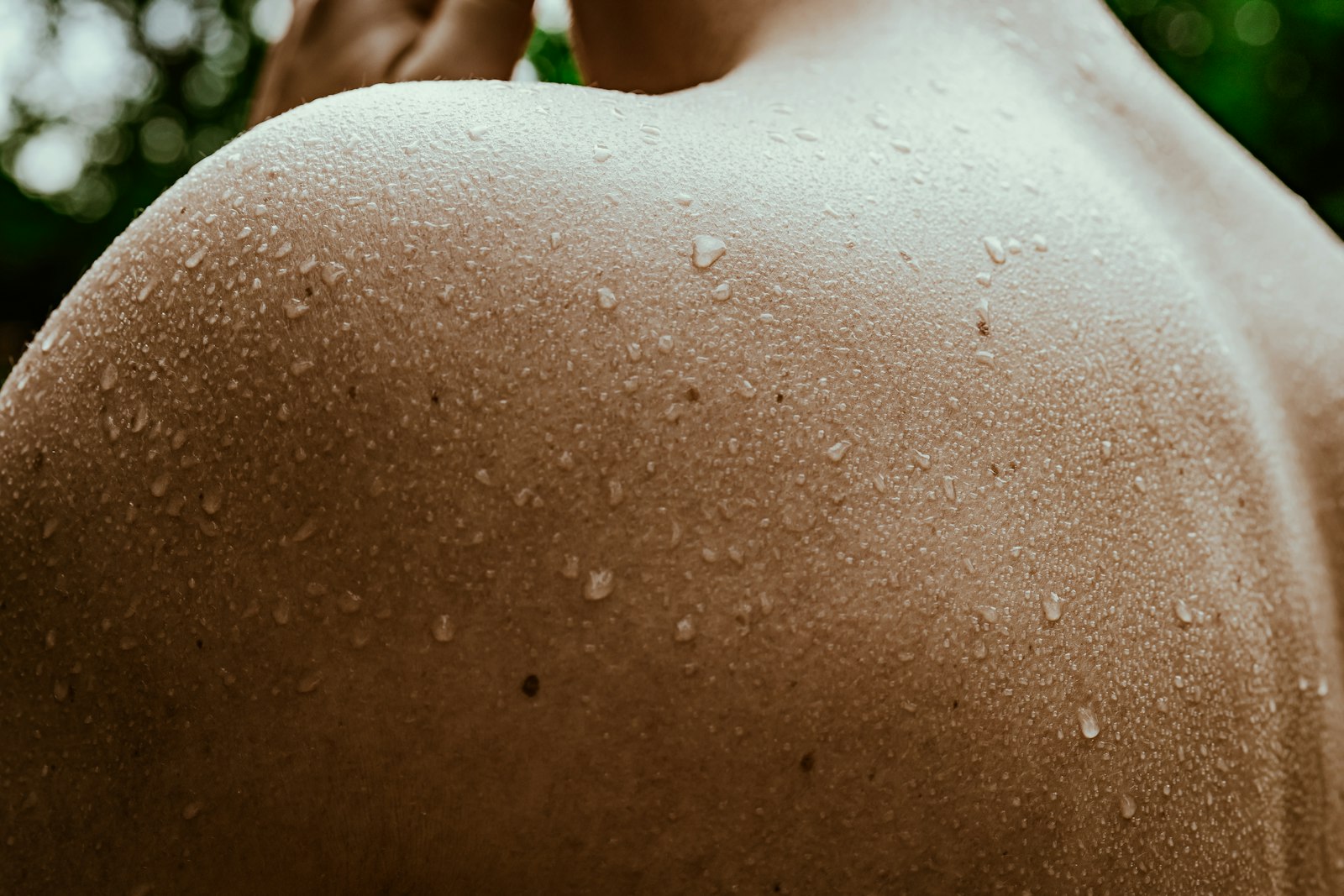 Ice Bath Benefits: Benefits & Side Effects